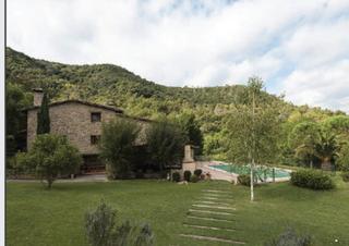 Masia a Banyoles. Masía rural en venta en porqueres (banyoles)