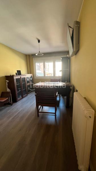 Foto 209a077e-9d75-4391-95bb-5708ff8064a9. Piso  en venta en eixample, en Montilivi Girona