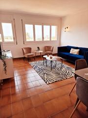Appartement  Carrer de sant gaietà. Apartamento en venta en el centro de begur, a 2 minutos a pie de