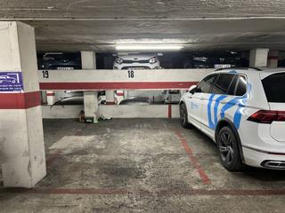 Aparcament cotxe  Gran passeig de ronda. Se vende  plaza de parking