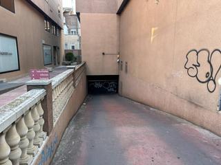 Aparcament cotxe  Aribau. Se vende plaza de parking delante centro mdico avantmdic