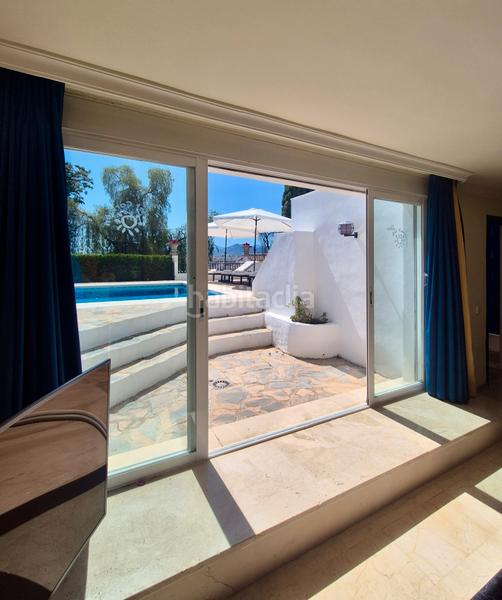 Foto 577b80c3-6d8a-4b61-b3a5-8f7c66676b36. Casa villa del carmen en la la campana, : elegancia atemporal con impresionantes vistas al mar en Marbella