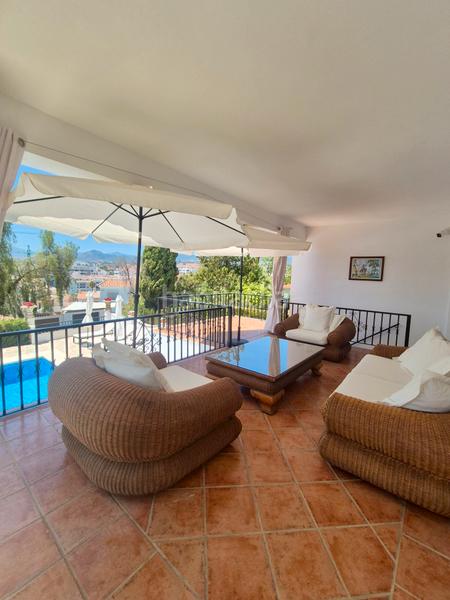 Foto 5d03b43a-1508-40d9-a2e5-5fb1208484c7. Casa villa del carmen en la la campana, : elegancia atemporal con impresionantes vistas al mar en Marbella