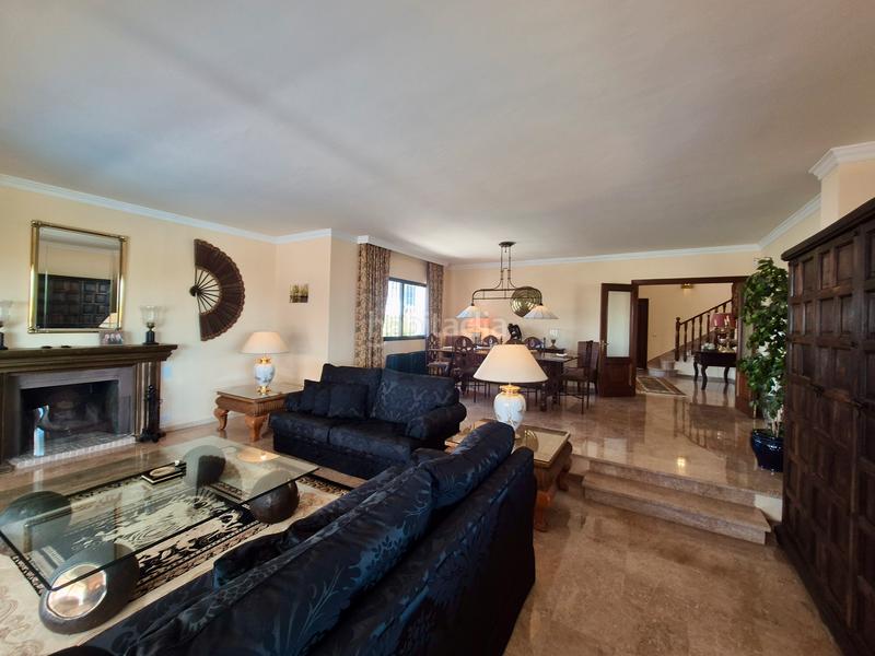 Foto be033150-6cb8-4b6e-a977-52a6a431a480. Casa villa del carmen en la la campana, : elegancia atemporal con impresionantes vistas al mar en Marbella