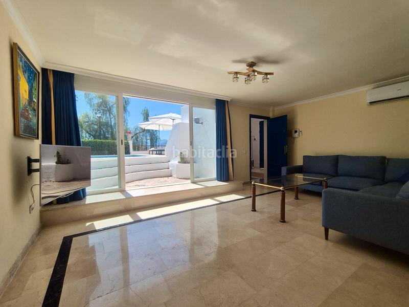 Foto d8888c69-dd31-4bbb-bbc9-061d48a02ef4. Casa villa del carmen en la la campana, : elegancia atemporal con impresionantes vistas al mar en Marbella