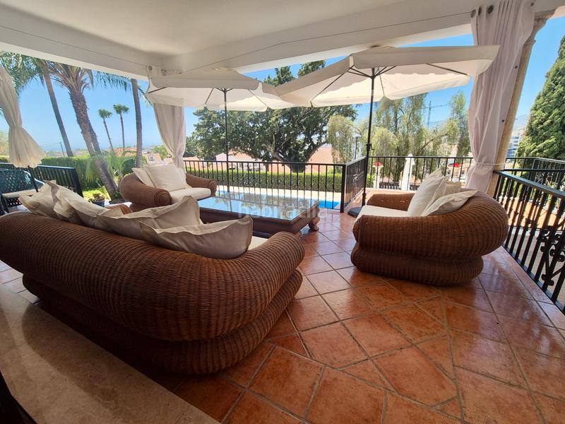 Foto ee756e92-b268-4002-ade3-6cba8e22df4b. Casa villa del carmen en la la campana, : elegancia atemporal con impresionantes vistas al mar en Marbella