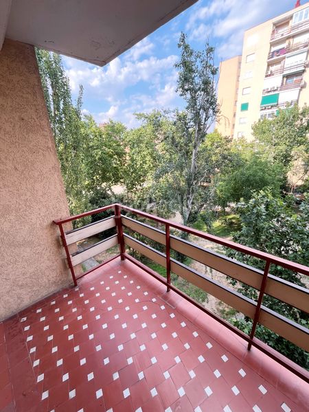 Foto a9992eb4-8a19-4d1d-a3ff-28e1a631c22e. Pis amb calefacció aparcament a Rosas - Musas Madrid