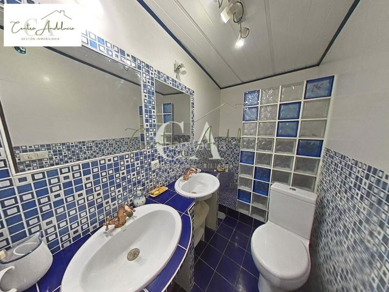 Foto de6b86c0-aaf2-4355-870d-25eb467059a0. Casa a Puente Genil