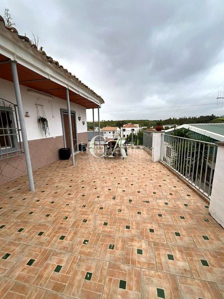 Foto a562c58c-0b0f-4610-b72f-62c6fa07d8bd. Casa en Puente Genil