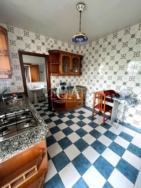 Foto 1ae2e6bf-d748-42d0-aa21-49bf1e3d9d2a. Casa amb aparcament a jardín Lucena Lucena