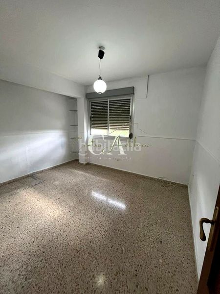 Foto c7e4a1b9-b3b5-4058-a4e7-b72b9537820e. Casa amb aparcament a jardín Lucena Lucena