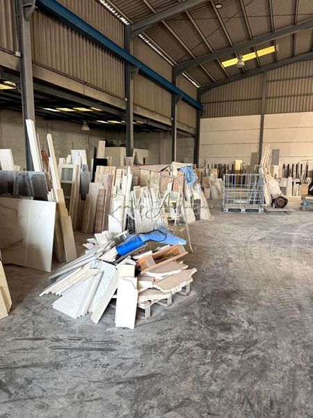 Foto 0e92cc40-2bd7-4a16-98c7-0bd932892344. Nau industrial a Casariche
