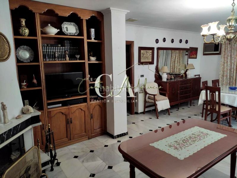 Foto ca7e930c-5e4e-47de-b63b-4c69b3dcb510. Pis a Cabra