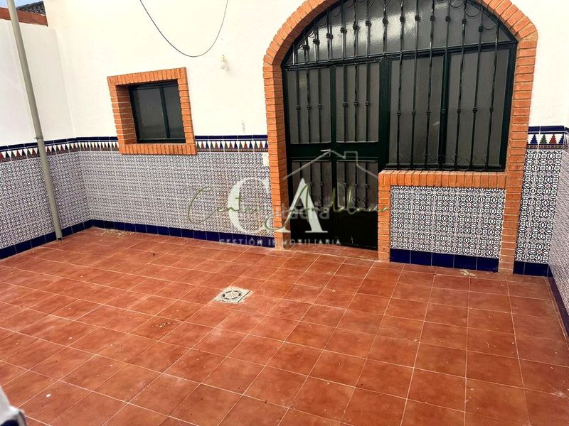 Foto 1b0c2d75-5fcd-4598-a417-db43d6d5c717. Planta baja en Puente Genil