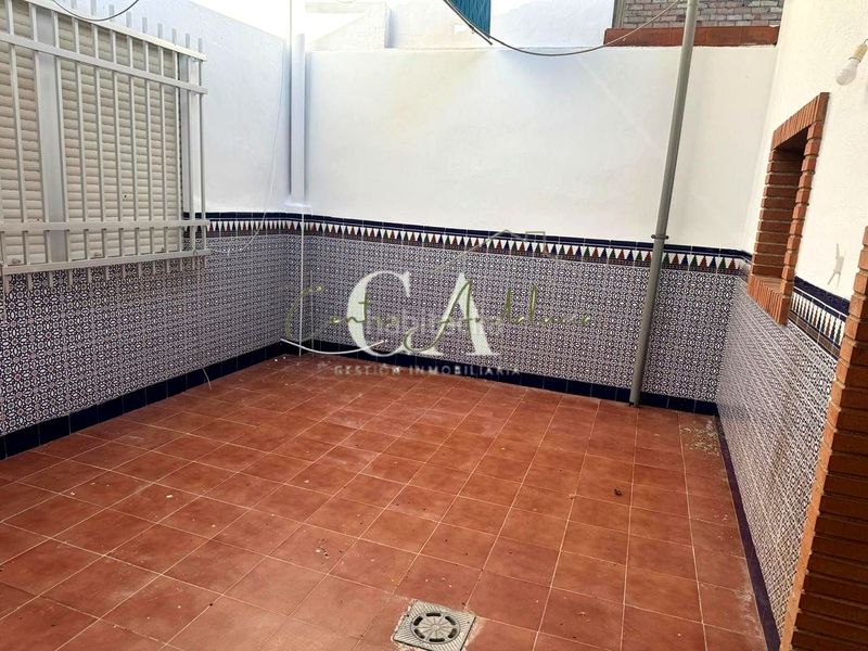 Foto fbe1c856-df94-46c4-8c50-c74446c084a6. Planta baja en Puente Genil