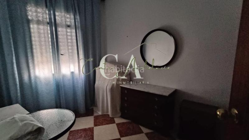Foto ce305ec9-af23-4d0f-9d79-76fb03b8e26d. Piso amplio piso con muchas posibilidades en Puente Genil