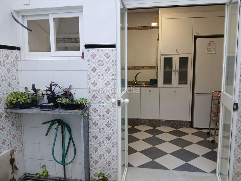 Foto bf501814-3f4a-4ee1-a303-9983abf8440a. Casa  independiente con garaje en El Carmen San Fernando