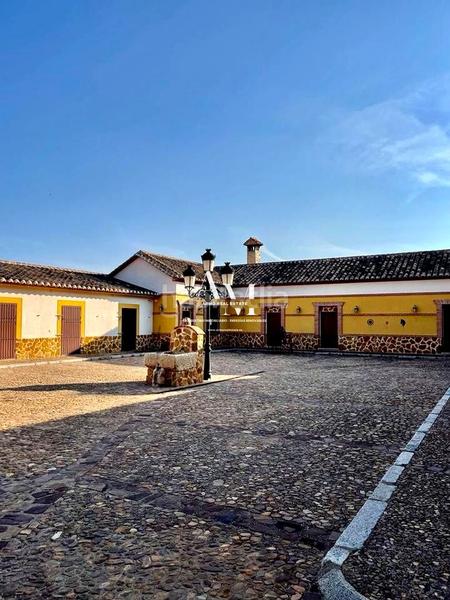 Foto c741e44b-6271-4940-bfb9-bea9d9bd0d97. Wohngrundstück in Moral de Calatrava