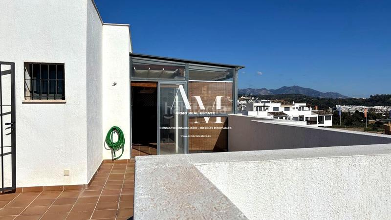 Foto b70b4d27-1e2c-4eec-8bfb-d1e38e7f8b07. Attico con parcheggio piscina in la cala Mijas Mijas