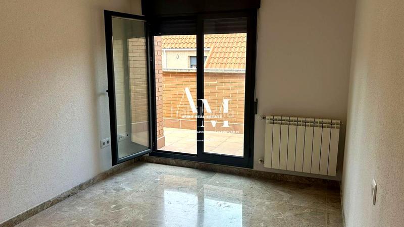 Foto 3b09a76c-2fdf-4ef2-bbbf-b56c1f7a0fc6. Dúplex  en El Torreón - Los Ángeles - El Pilar Ciudad Real