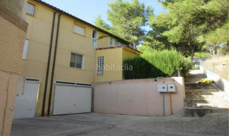 Foto afe35311-53f8-4e31-b1cb-fc33114ecab9. Autoparkplatz in El Bosque Chiva