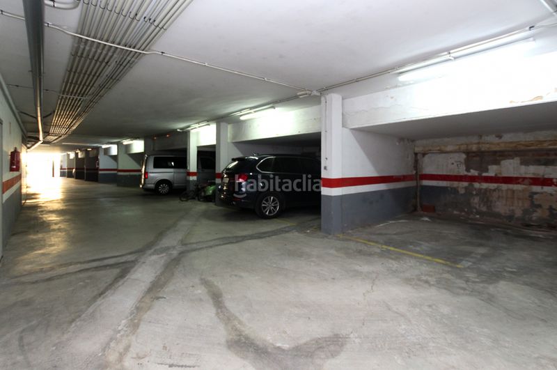 Foto 216a0812-dbb2-4088-9d22-944ac8e34443. Aparcament cotxe a El Bosque Chiva