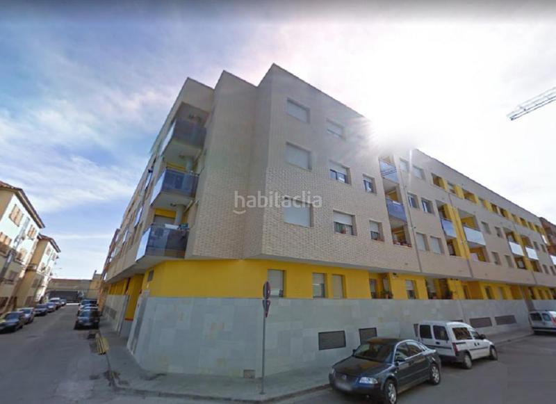 Foto 8c7d24db-ee4a-4f24-8126-03a98a1bb967. Parking voiture dans Mollerussa