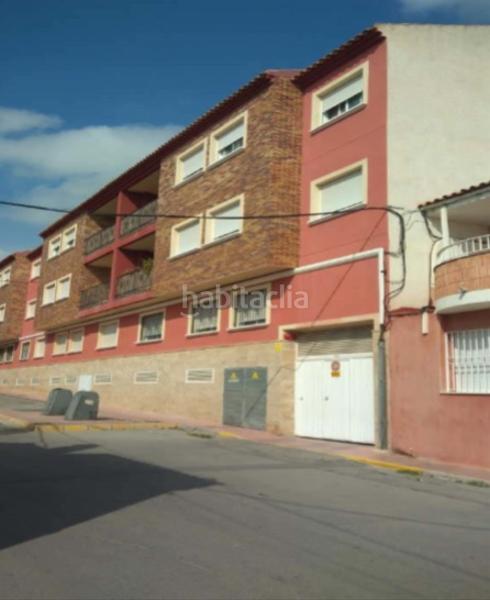 Foto 6ffe575d-1bbe-4aa7-bbe6-c55313efcf1a. Autoparkplatz in Ceutí