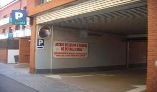 Parking coche  Sant josep de calassanç. Solvia inmobiliaria  garaje granollers