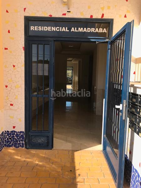 Foto 42ef84b3-b5a3-449f-8dc8-30e60297402c. Parking voiture dans Los Collados-Los Geraneos Águilas