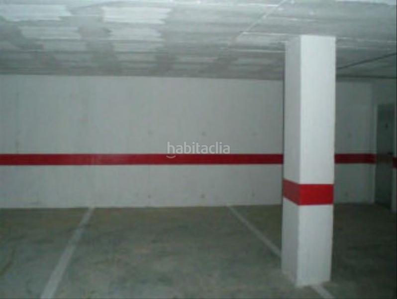 Foto e5dc205f-cf13-48c0-a5e3-31ab988ed2b0. Aparcament cotxe a Lebrija