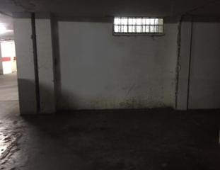 Aparcament cotxe  Vista blanca. Solvia inmobiliaria  garaje cenes de la vega
