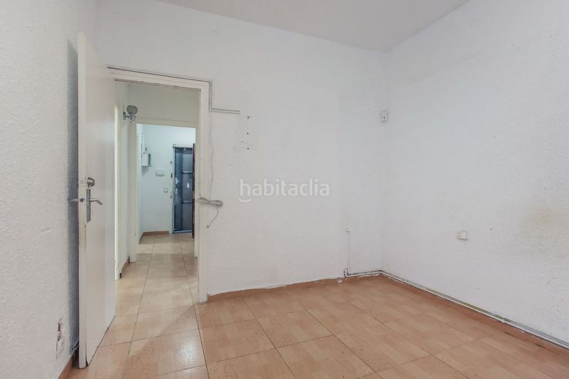 Foto 51950637-199f-420a-8553-929b1730a0d8. Pis a La Sagrera Barcelona