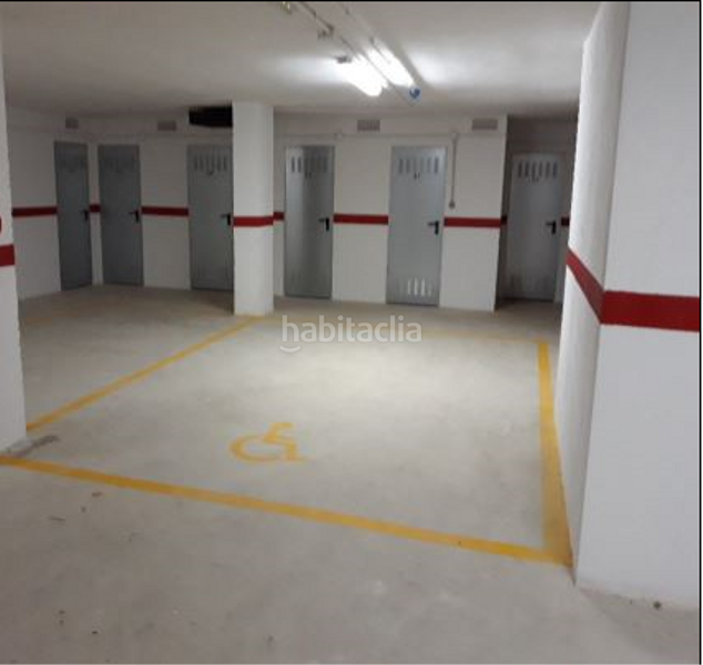 Foto 995c72ce-2f07-4fa1-a913-1e1d04a49ed3. Car parking in Sénia (La)