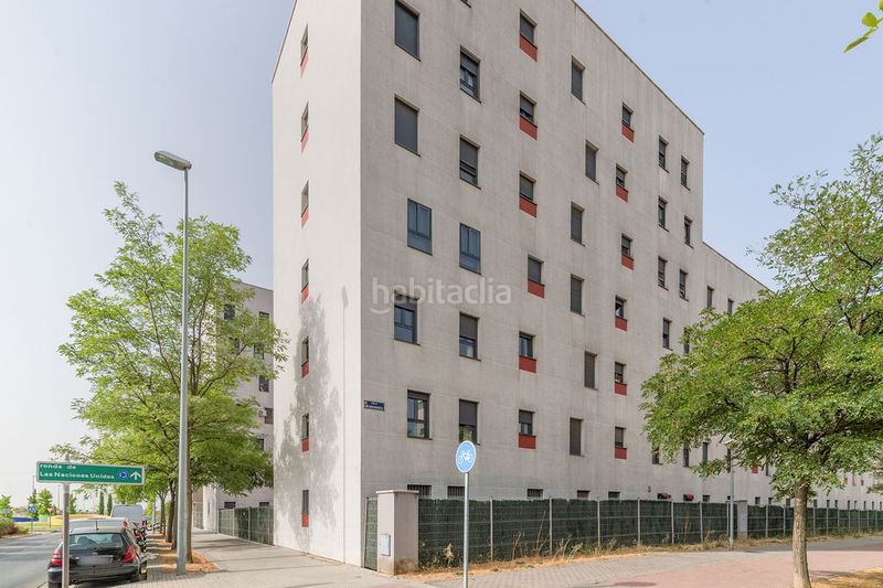 Foto a7c6a2c2-ed42-4022-a97c-3c42c5e89497. Aparcament cotxe a Prado de Santo Domingo Alcorcón