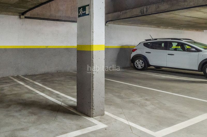 Foto dd810687-6317-4d59-a0ad-71a2829b02c1. Aparcament cotxe a Prado de Santo Domingo Alcorcón