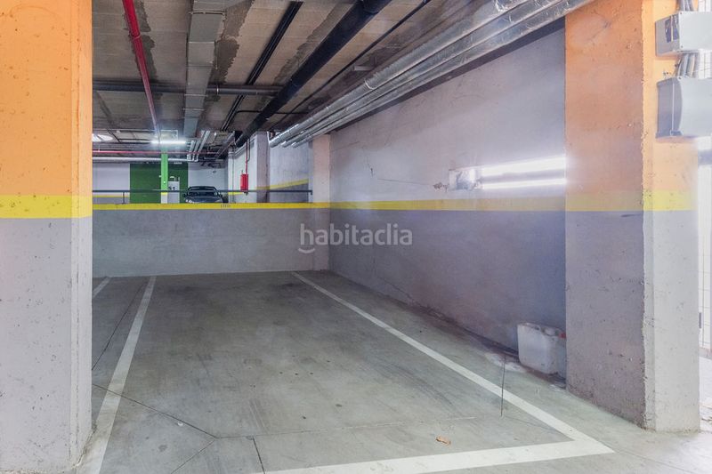 Foto ede0b45f-09b1-4ac6-b316-72989c9ece27. Aparcament cotxe a Prado de Santo Domingo Alcorcón