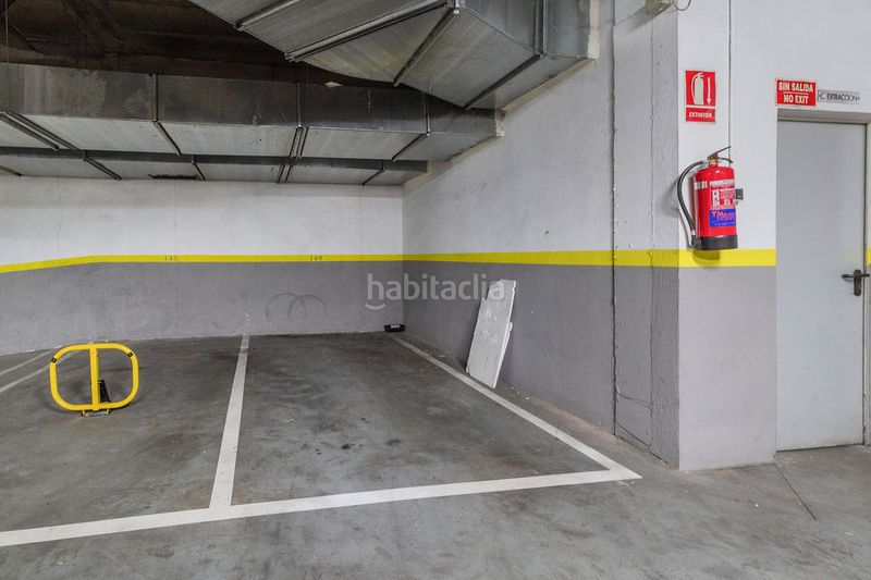 Foto f19533ce-d767-4540-ada2-18aaa09c4443. Aparcament cotxe a Prado de Santo Domingo Alcorcón