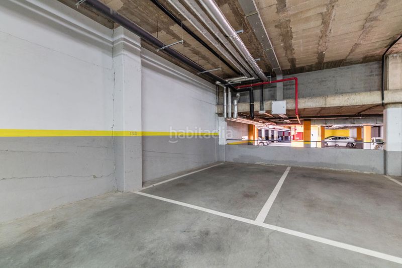 Foto f619eacc-de5b-4ed7-a760-bbf9a5f77cfc. Aparcament cotxe a Prado de Santo Domingo Alcorcón