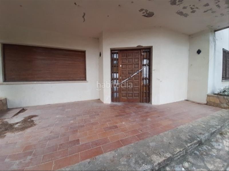 Foto b32850d4-4df6-4a1f-9c65-41e2eb4cdea2. Chalet solvia inmobiliaria chalet independiente en Corbera de Llobregat