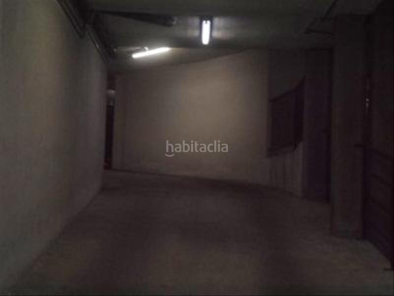 Foto 6c85c032-e648-4613-bfa6-b9c7773fc22e. Aparcament cotxe a Lardero