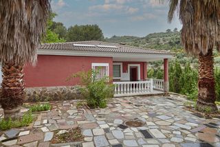 Chalet  C/ urb. bellavista. Solvia inmobiliaria  chalet independiente jaén