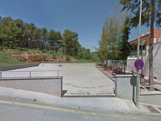 Aparcament cotxe  Riu besos. Solvia inmobiliaria  garaje gavà