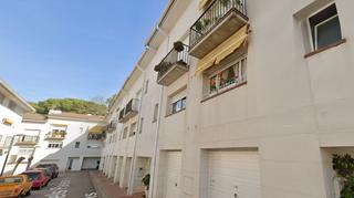 Casa aparellada  C/ paisos catalanas. Solvia inmobiliaria  chalet adosado lloret de mar