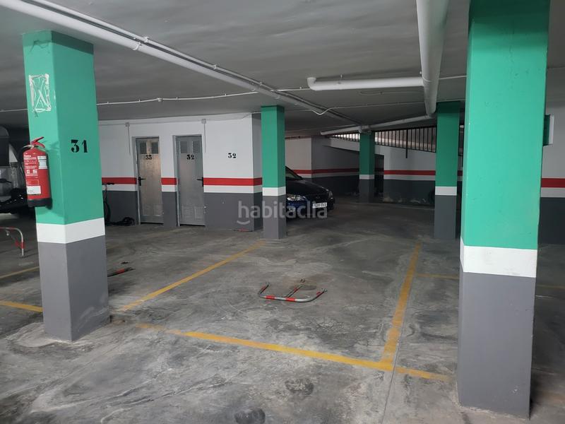 Foto 5db2b672-2cc1-411b-96c4-d03af04704cc. Aparcament cotxe a Turís