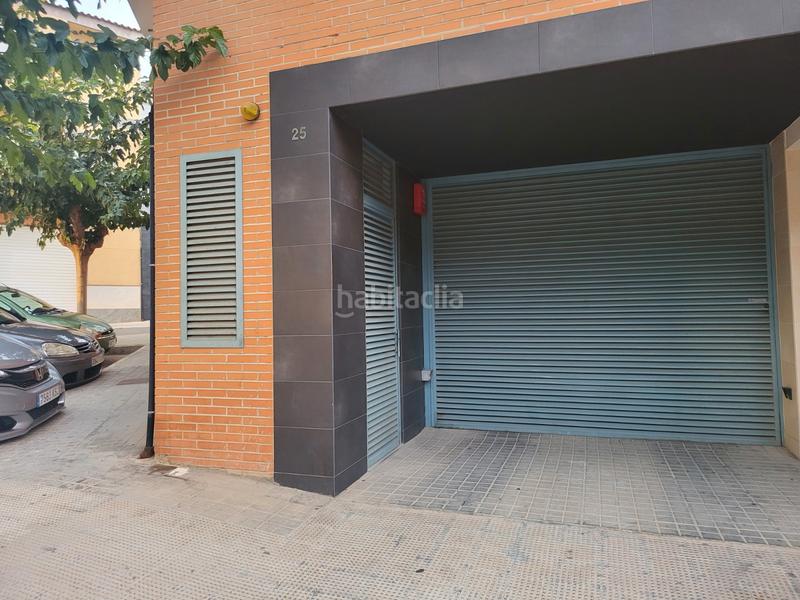 Foto 97a01edb-6177-43b4-a4c5-64d3e2482d07. Aparcament cotxe a Turís