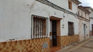 Doppelhaus  C/ pedronares. Solvia inmobiliaria  chalet adosado puente de génave