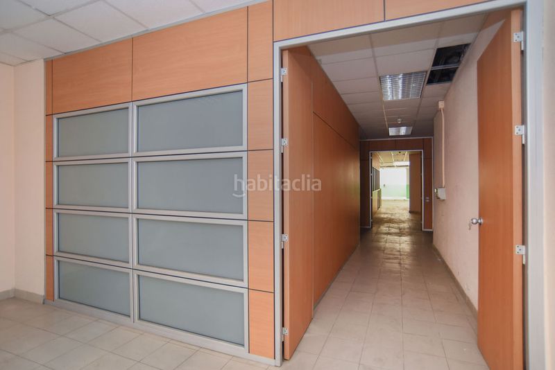 Foto 050aacdc-1e67-45c6-a2e2-5345fe5b6543. Geschäftsraum in Gràcia Sabadell