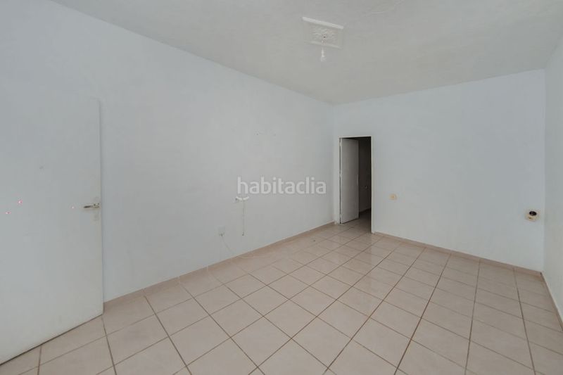 Foto fcf809e0-cb21-4027-b1d8-236b4cdf9762. Xalet a Atarfe