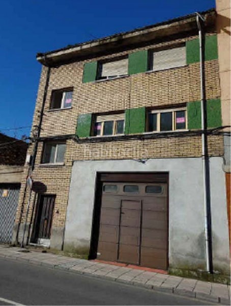 Foto d2accaae-af6e-4cca-99a4-e92480c8e11e. Piso solvia inmobiliaria piso en Sama Langreo